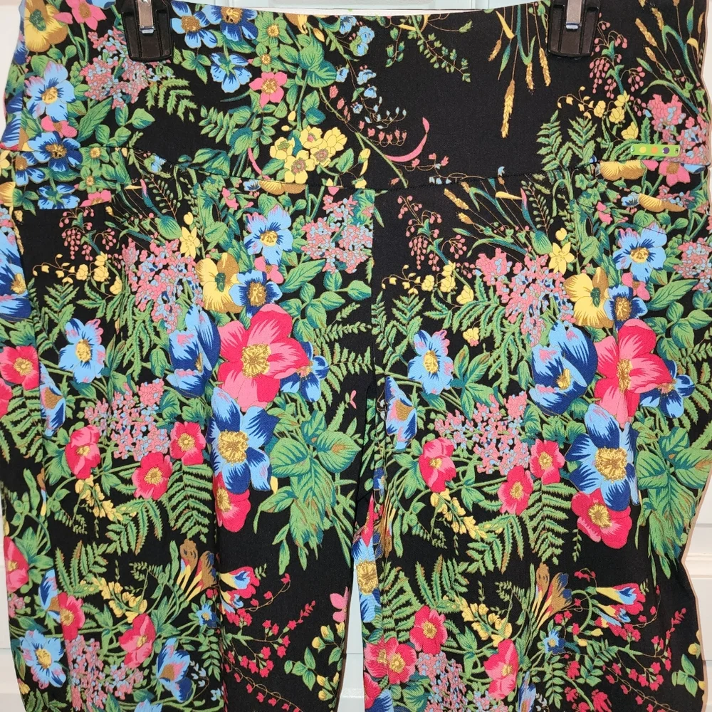 SWING CONTROL floral w/ some stretch pants, size 14 With 4 pockets Spring Summer - Picture 1 of 10